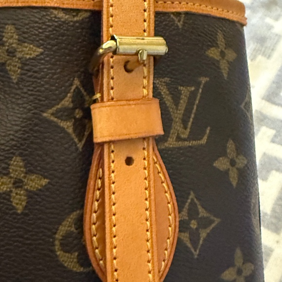 Vintage Louis Vuitton PM Monogram Bucket Bag - Picture 7 of 16